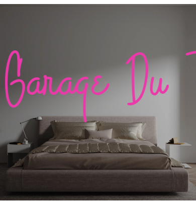 Custom text: Le Garage Du Pot